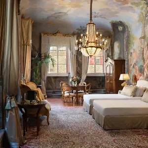 Piazza Pitti Palace - Residenza D'epoca פירנצה